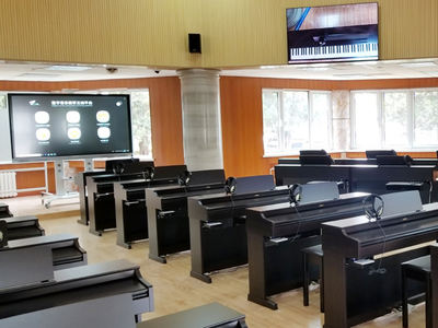 智慧鋼琴教室 鑫三芙以專(zhuān)業(yè)教學(xué)設(shè)備與建設(shè)方案賦能音樂(lè)教育創(chuàng)新